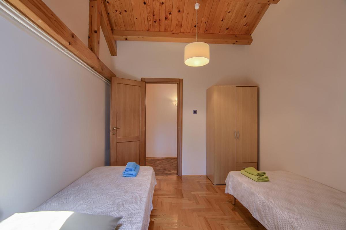 Holiday Home Kukurin بالي المظهر الخارجي الصورة