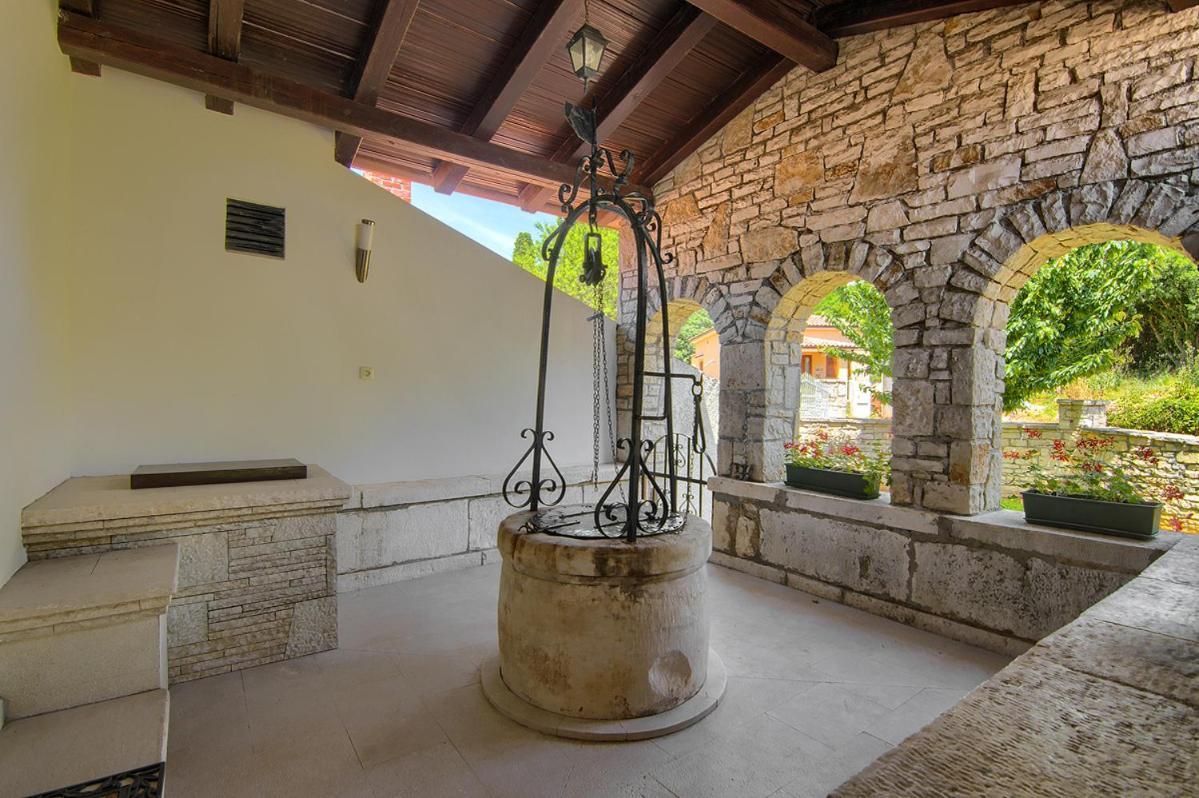 Holiday Home Kukurin بالي المظهر الخارجي الصورة